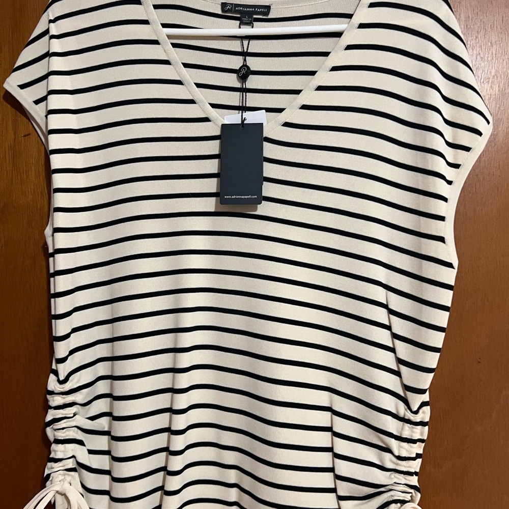Adrianna Papell Short Sleeve Top
